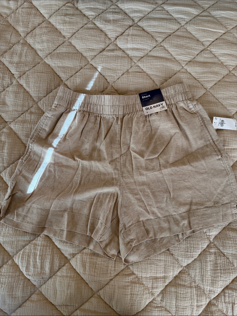 Old Navy Beige Linen-Blend Elastic Waist Shorts
